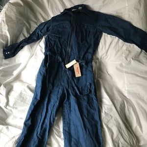 Levis Jumpsuit size Small